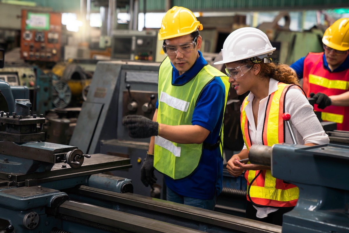 trabajo industria técnicos