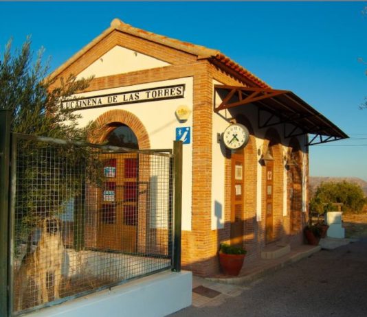 Antigua estación de Lucainena de las Torres en Almería