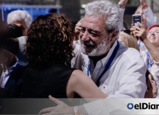 El Tribunal Constitucional ampara al Grupo Socialista y anula veto a preguntas sobre Miguel Ángel Rodríguez Miguel Ángel Rodríguez con Isabel Díaz Ayuso