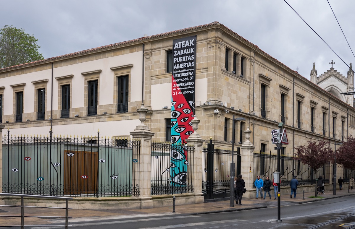 Vitoria, sede del Parlamento Vasco en el antiguo instituto Ramiro de Maeztu