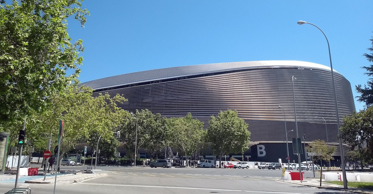 Estadio Santiago Bernabéu, fachada oeste