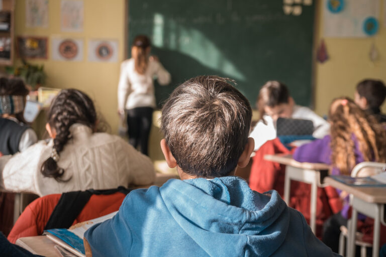 La inestabilidad legislativa en la educación: un desafío para docentes y estudiantes