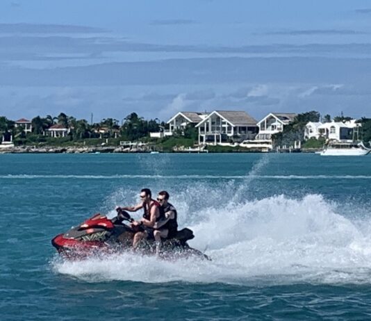 Turks&Caicos moto de agua