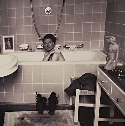 Lee Miller en la bañera de Hitler