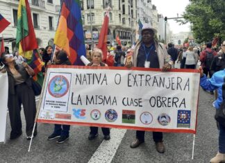 Joseph Chamie analiza el delicado equilibrio de la migración internacional 1MAY2025, trabajadores inmigrantes en la Gran Vía de Madrid ©Julio-Feo