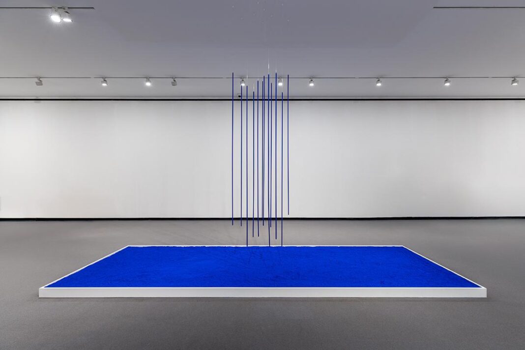Yves Klein Pluie bleue