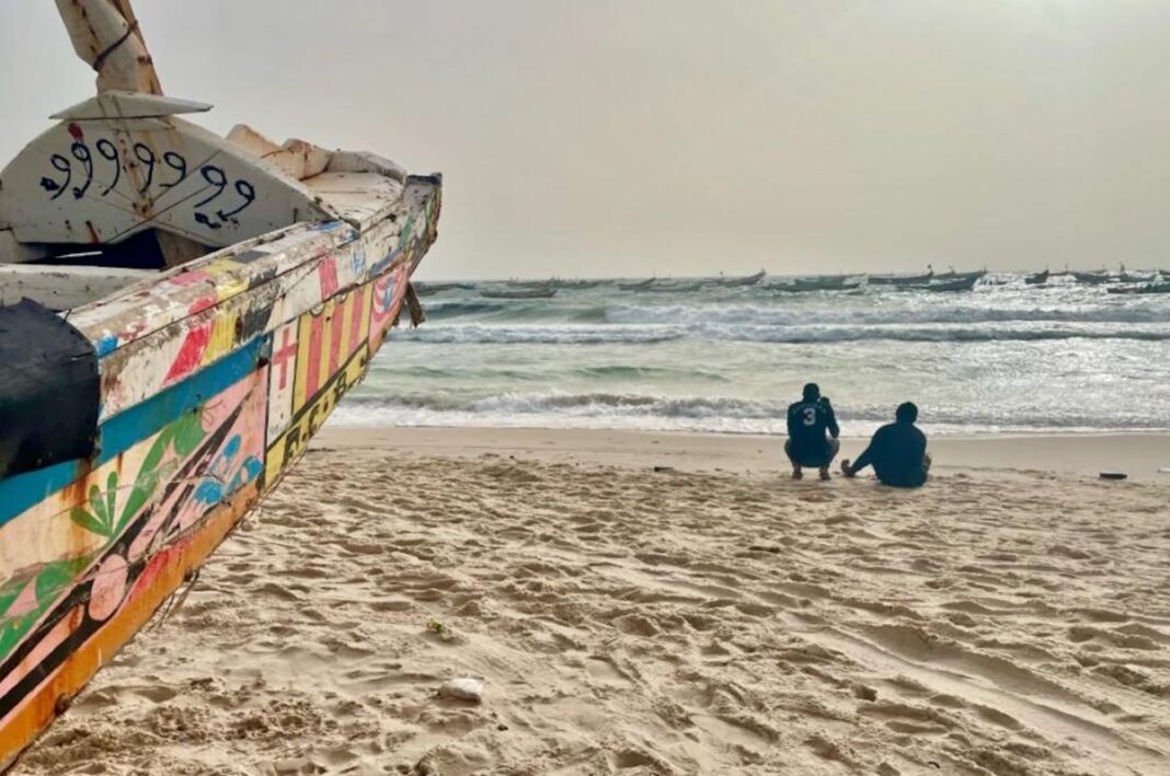 Mauritania: cayucos ©Lauren Seibert HRW