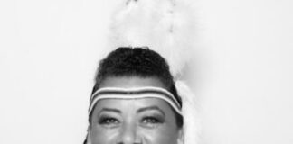 Kim Wheatley, guardiana del Conocimiento Ancestral Anishinaabe