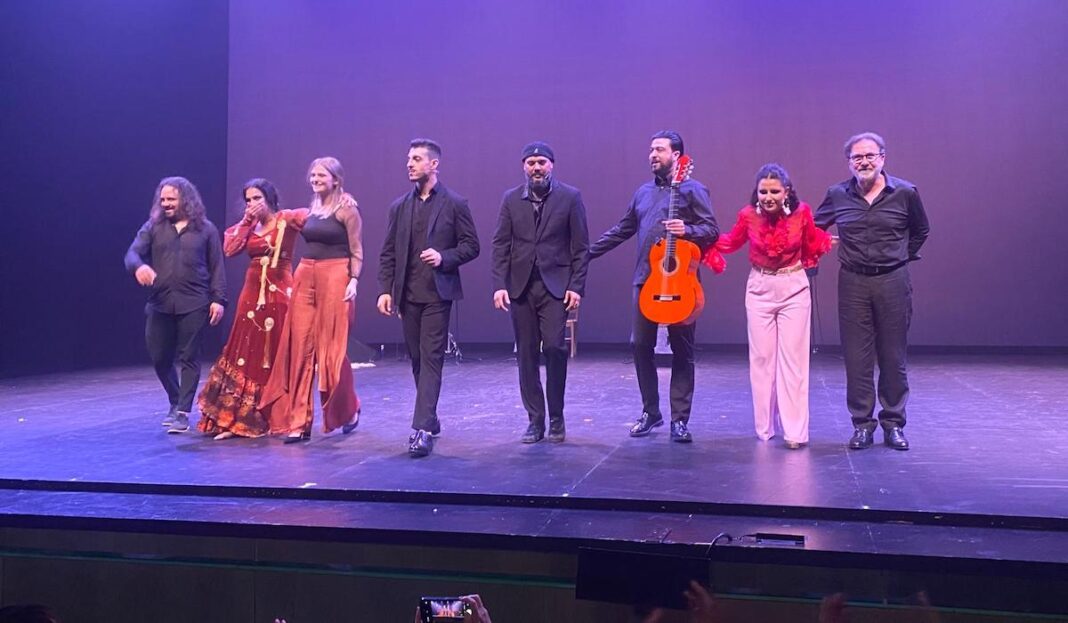 De izquierda a derecha Moncada, Nerea Carrasco, Andj ela Misic, Rafita de Madrid, Saúl Quirós, David Cerreduela, Esperanza Garrido y Paco Jarana ©Pedro de Castro