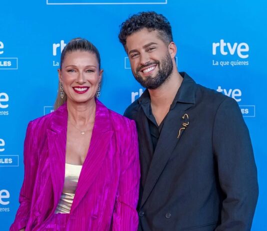 Anne Igartiburu y Javier de Hoyos en RTVE