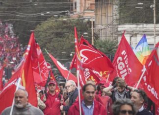 Huelga general en Italia contra los presupuestos de Meloni por «austeridad injusta»