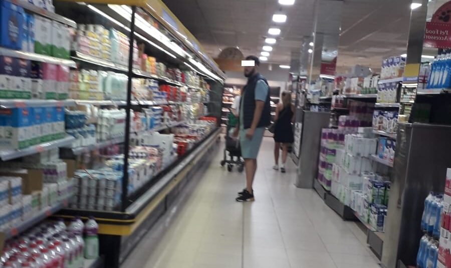 Exhibicionista Marbella px ©marnaiz