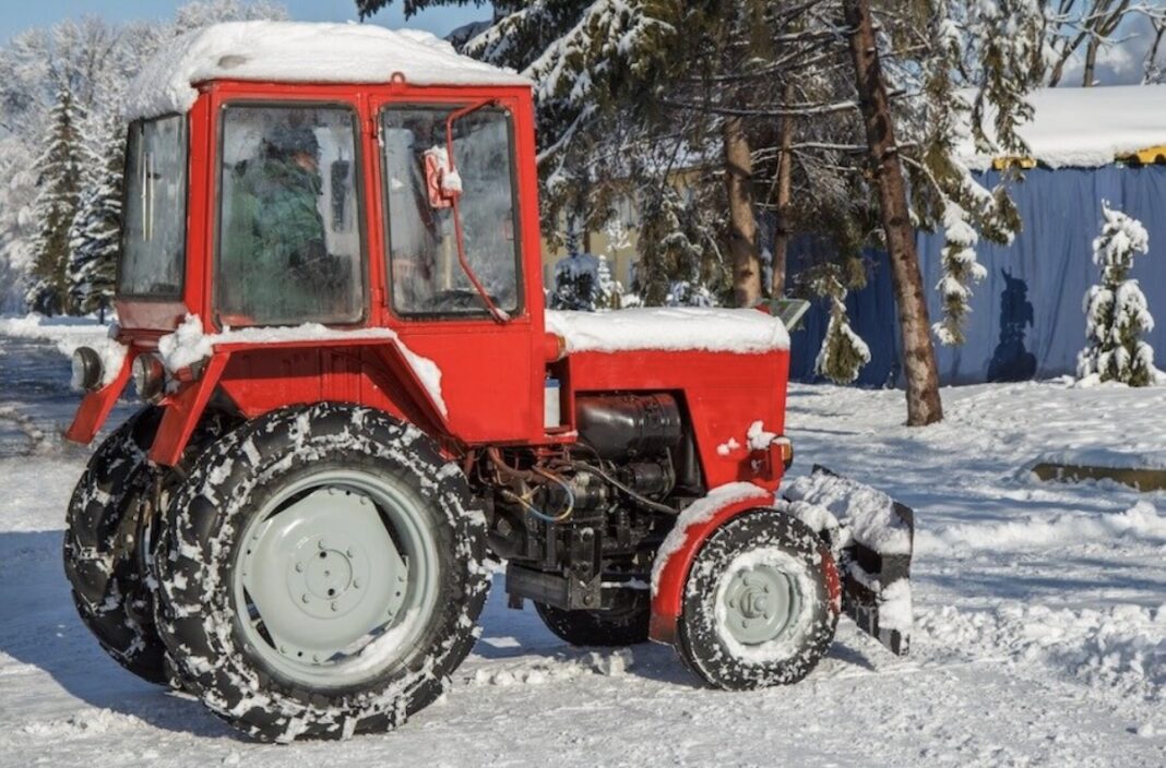 Tractor quitanieves ©archivopub