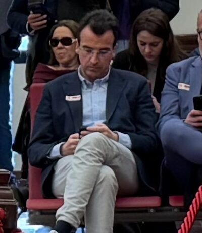 Miguel Ángel Recuenco en el Pleno del Ayuntamiento de Móstoles