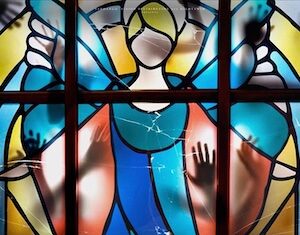 «La sonrisa del mal», un cuento fantástico de iniciación y terror de Paolo Strippoli