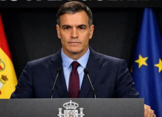 Pedro Sánchez explica a la militancia el «No a la guerra» y las medidas del «escudo social»