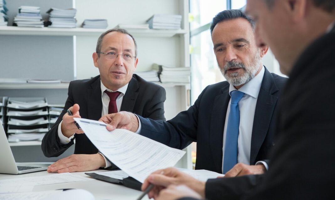 Gestión deudas paunerojeronimo.es ©pexels-photo-8428051