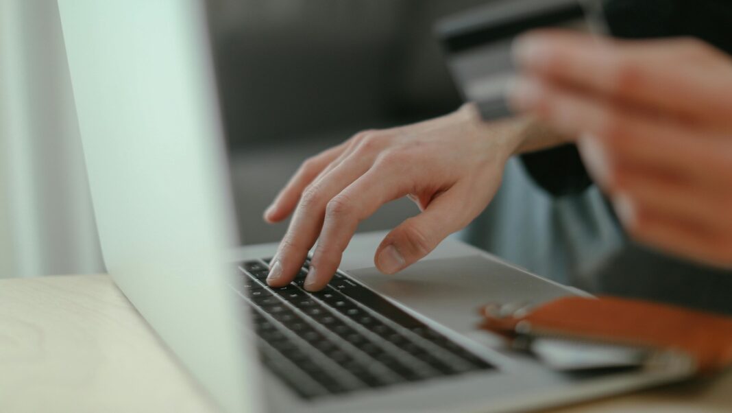 Portátil subastas John Pye ©archivopub