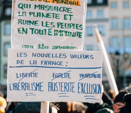 Francia, Estrasburgo, manifestación contra el liberalismo, la austeridad y la exclusión, 11ENE2015