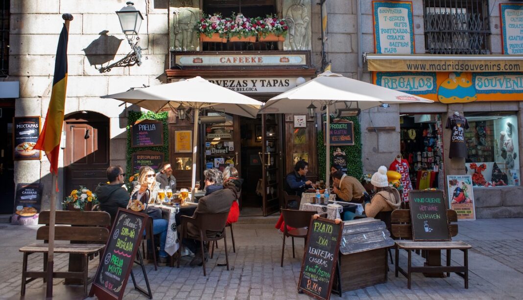Madrid bares y comercios ©123RF