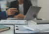 Automatización documental para startups y scale-ups: cómo escalar operaciones sin escalar el equipo
