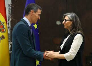 Pedro Sánchez respalda a Francesca Albanese y reclama blindar la justicia internacional