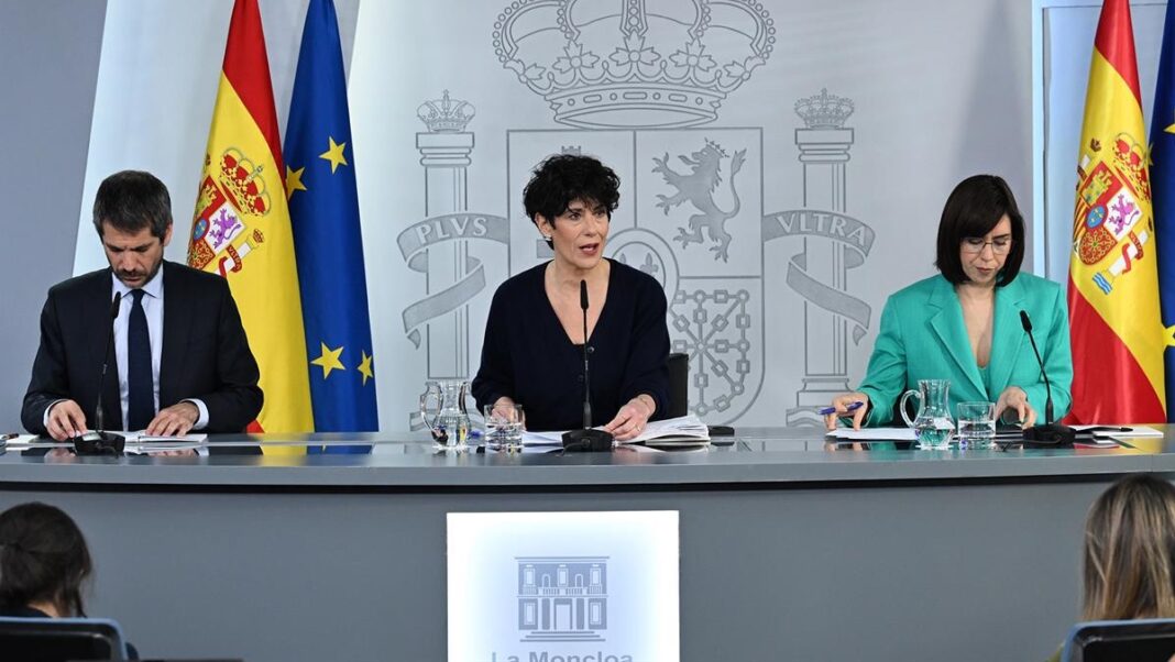 Urtasun Saiz y Morant 19MAY2026 ©Pool Moncloa : Borja Puig de la Bellacasa