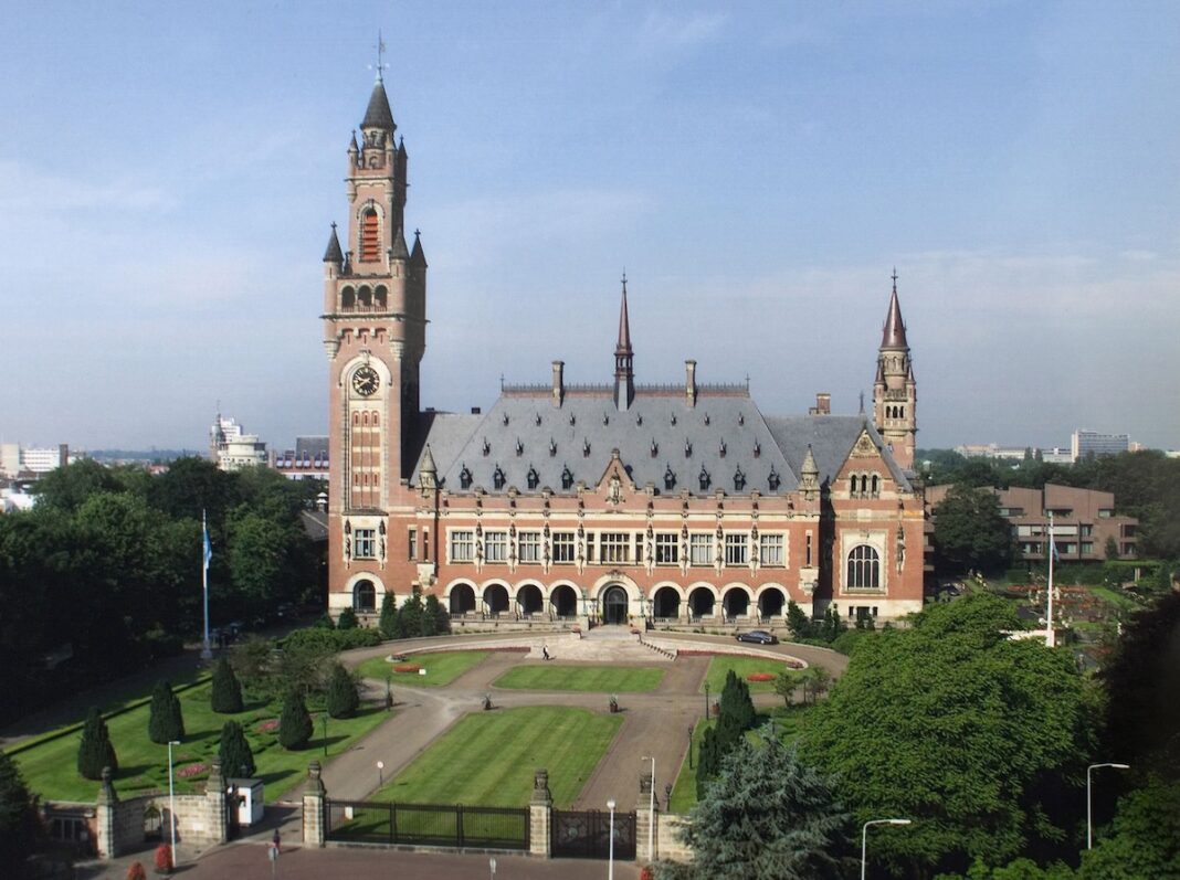 El Palacio de la Paz, sede de la CIJ en La Haya (Países Bajos).