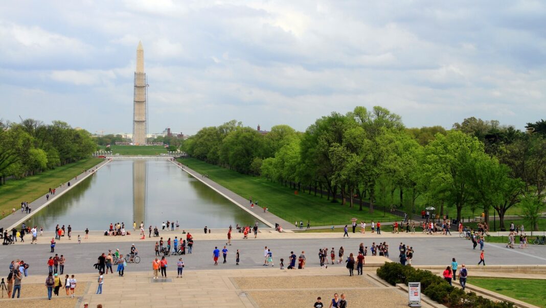 EEUU Lincoln Memorial Reflecting Pool ©Ingfbruno CC BY-SA 3.0 wikimedia