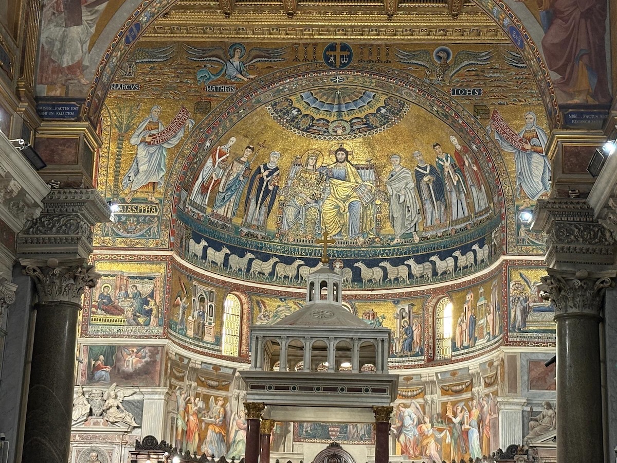 Roma: Arco triunfal y Ábside Basílica Santa María in Trastevere ©PA-LGC
