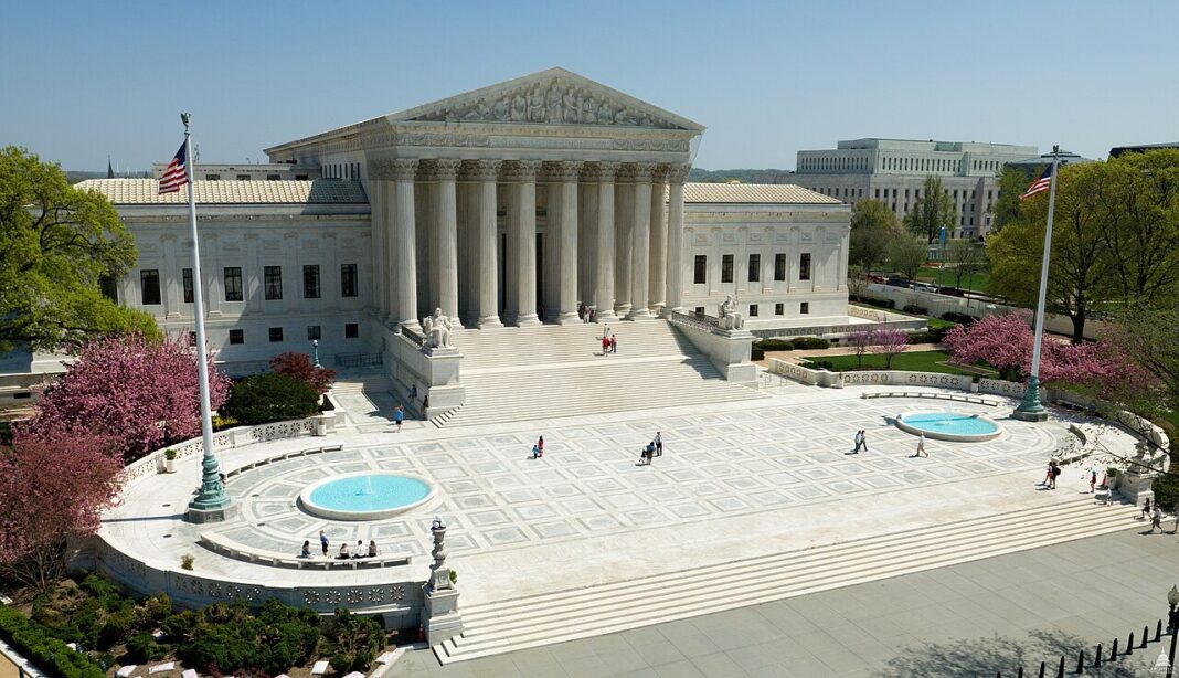Tribunal Supremo EEUU ©wikimedia commons Edificio del Tribunal Supremo de Estados Unidos, en Washington ©Architect of the Capitol, dominio público