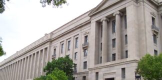 Pie de foto: Edificio Robert F. Kennedy del Departamento de Justicia en Washington, sede de la institución que ha activado por primera vez la Alien Terrorist Removal Court.
