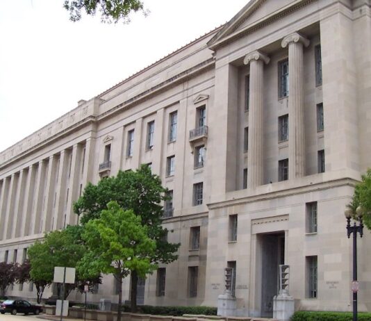 Pie de foto: Edificio Robert F. Kennedy del Departamento de Justicia en Washington, sede de la institución que ha activado por primera vez la Alien Terrorist Removal Court.