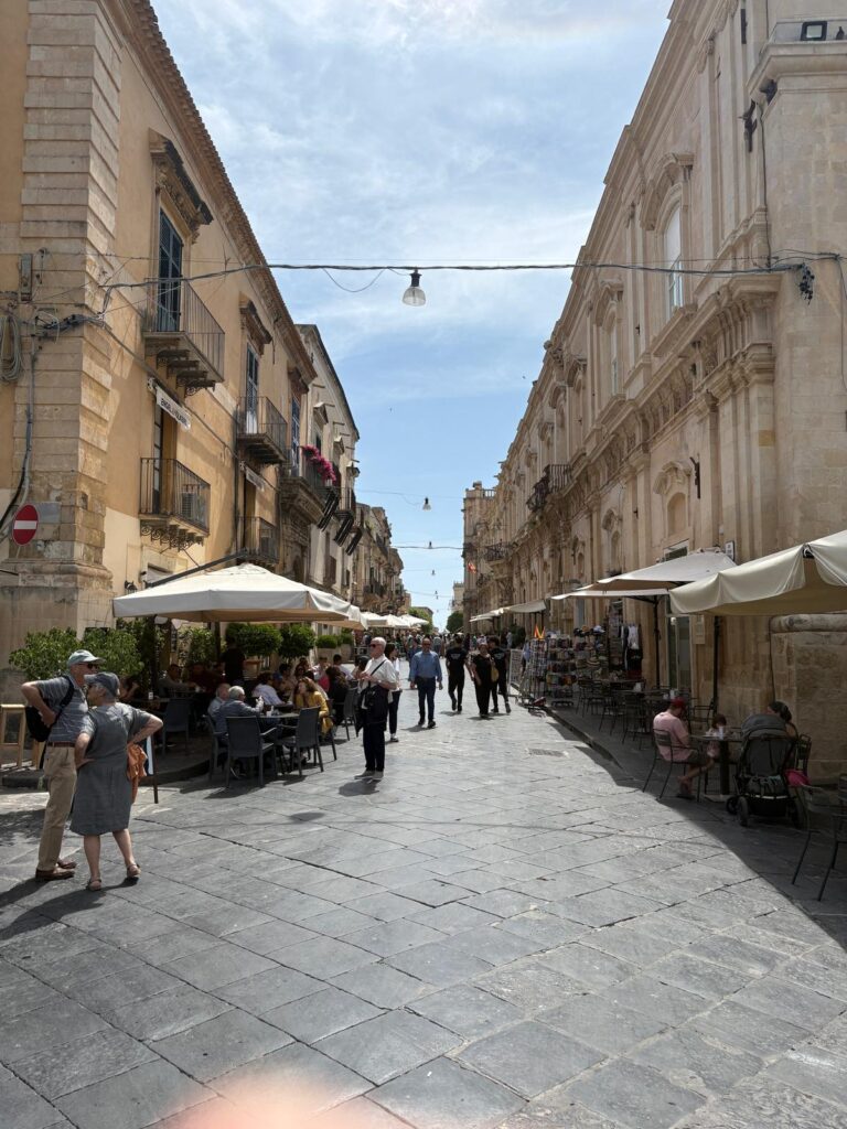 Sicilia, Noto, Corso V. Emanuele ©Pilar Ahijado|Luis González