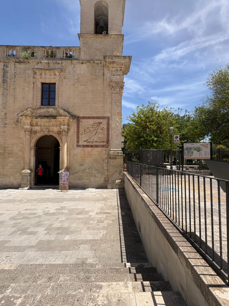 Sicilia, Ragusa, Reloj Solar ©Pilar Ahijado|Luis González