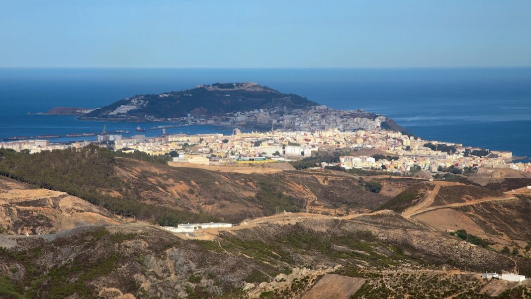 Ceuta-mar-Mediterraneo-©123RF
