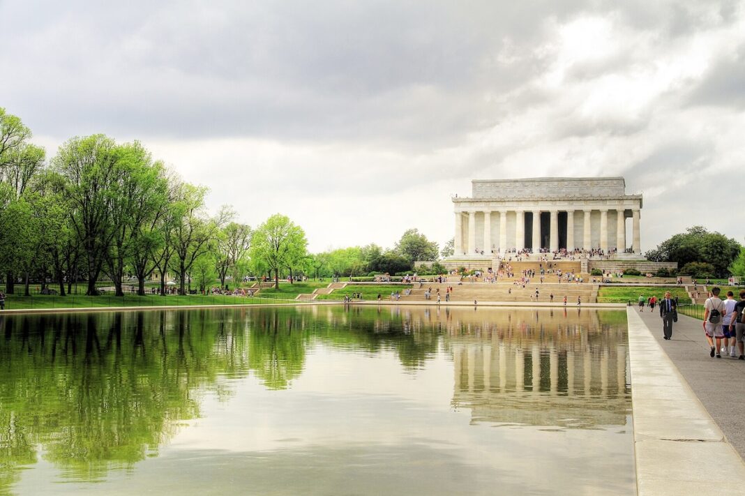 Washington: Estanque reflectante y monumento a Lincoln