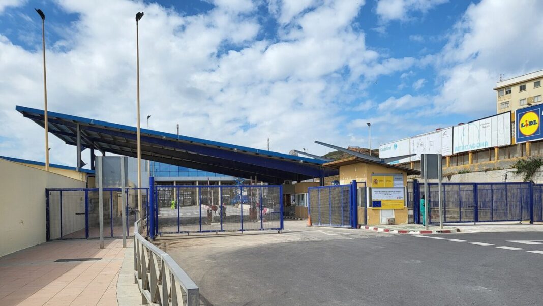 Aduana de Ceuta ©Xemenendura Creative Commons Attribution-Share Alike 4.0 International
