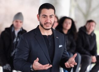 Abdul El-Sayed en un acto electoral. ©abdulforsenate