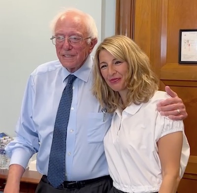 Bernie Sanders con la vicepresidenta española Yolanda Díaz. 20JUL2022
